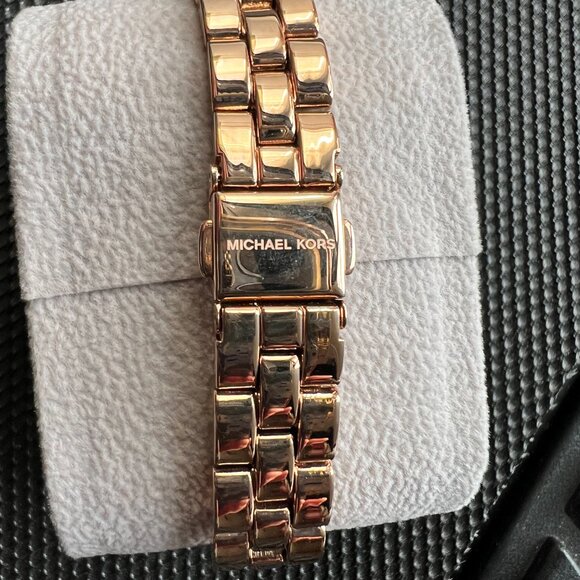 Michael Kors Rose Gold Women\'s Watch
